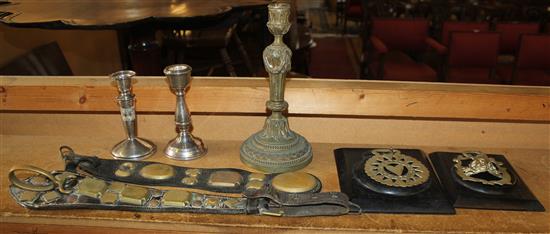 Pair loaded silver candlesticks(-)
